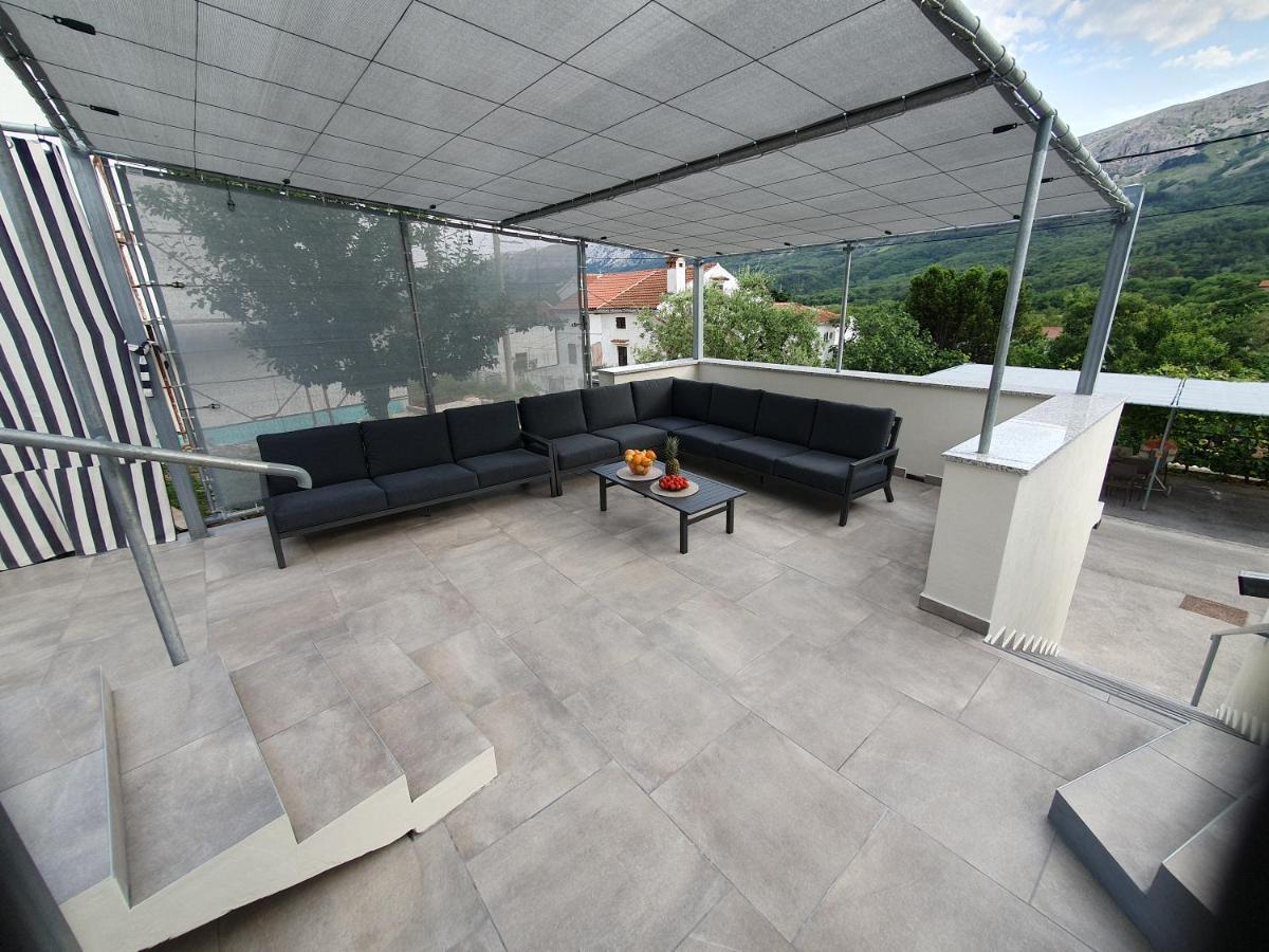 Villa Carmen Draga Bašćanska Bagian luar foto