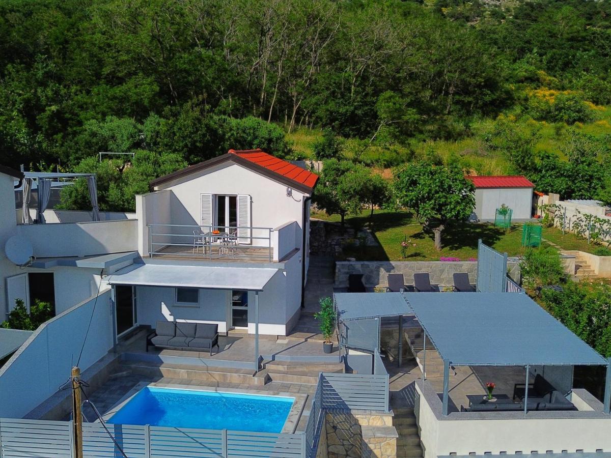 Villa Carmen Draga Bašćanska Bagian luar foto