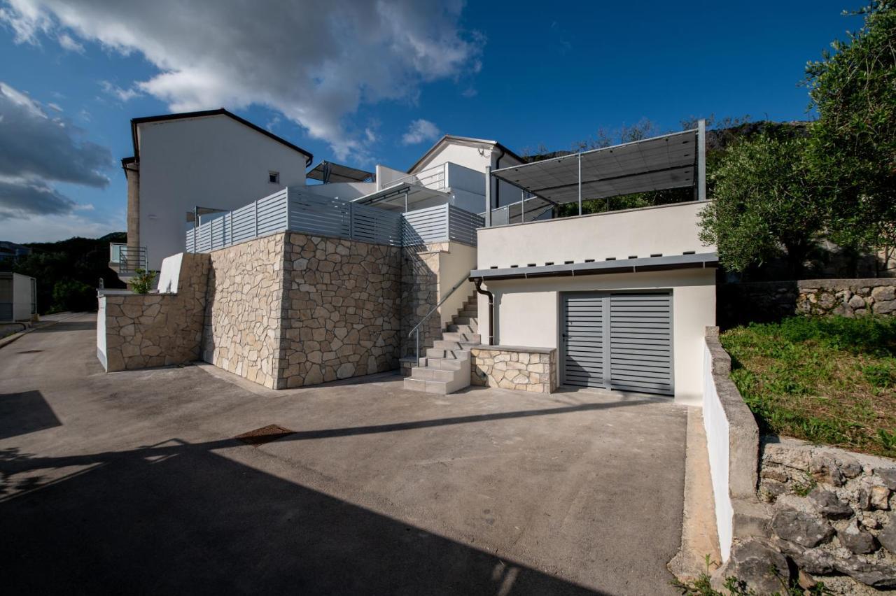 Villa Carmen Draga Bašćanska Bagian luar foto